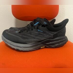 Speedgoat 5 GTX- 
Goretex